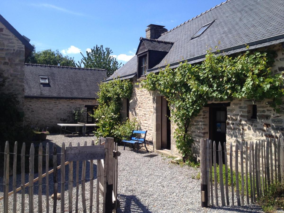 Gites Calmes Ecologiques Saint-Symphorien  外观 照片
